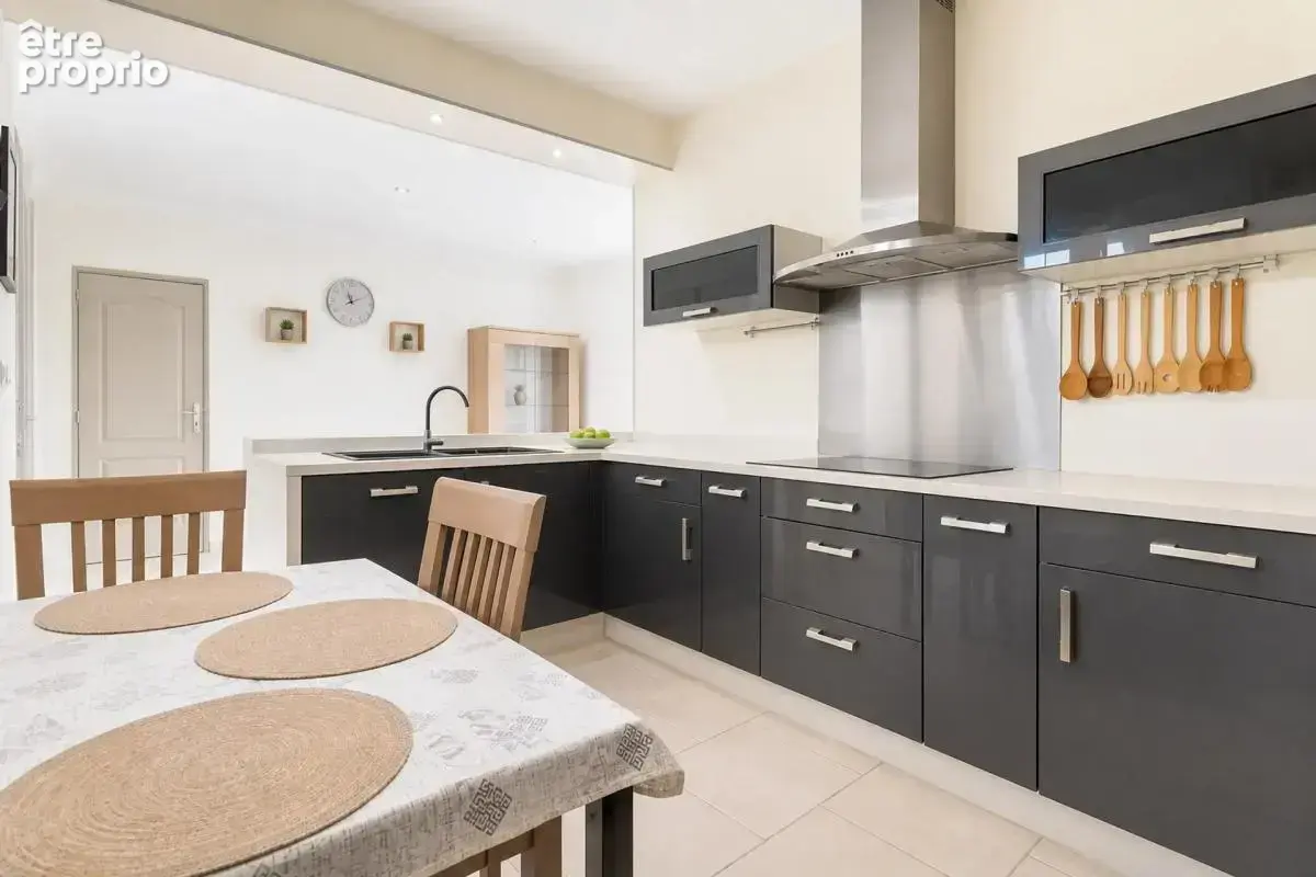 Maison 6 pces - 130 m² + garage, cour et cave -à Hellemmes-Lille - photo 2