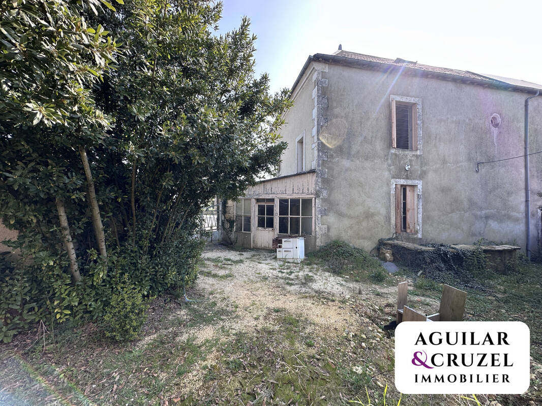 Maison à SAINT-GEORGES-SUR-MOULON