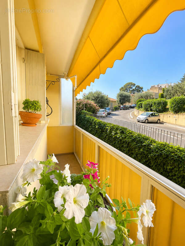 Appartement à LE CANNET