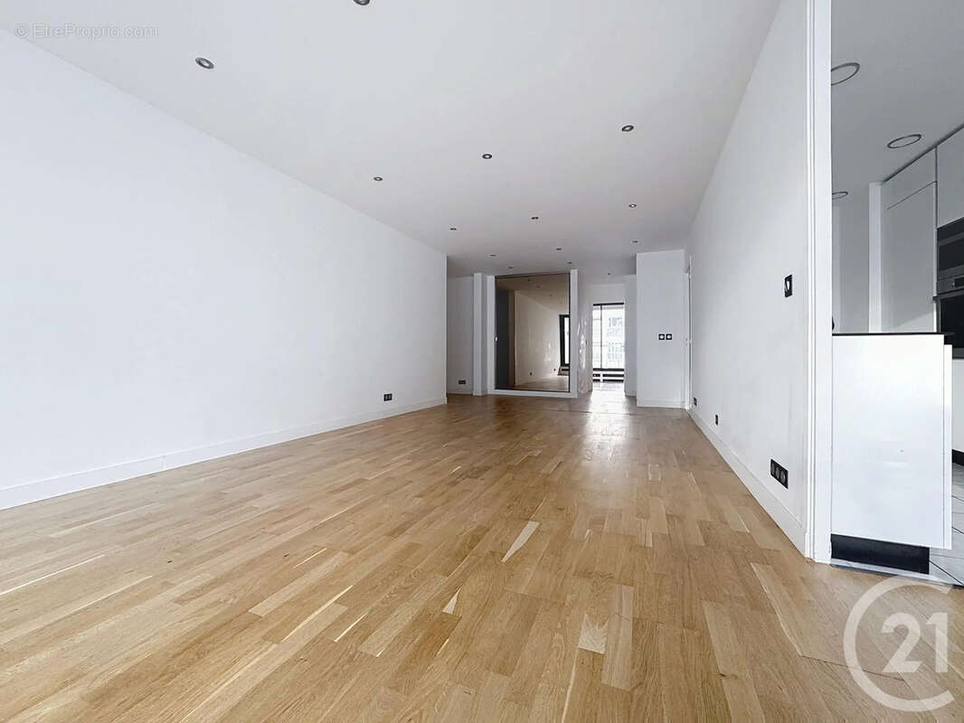 Appartement à PARIS-20E