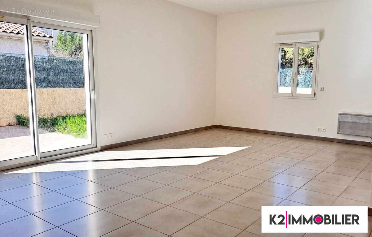 Maison à MONTELIMAR