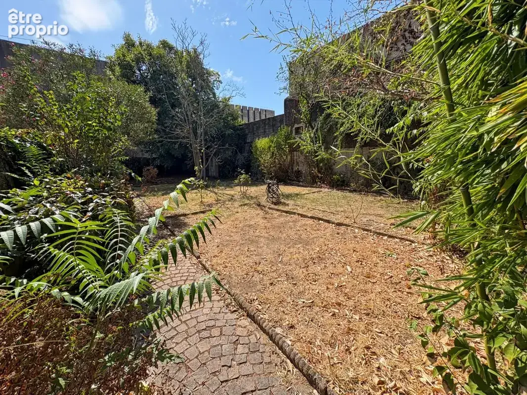 Demeure de caractère de 1830 – 215 m² – parcelle de 702 m² - photo 14