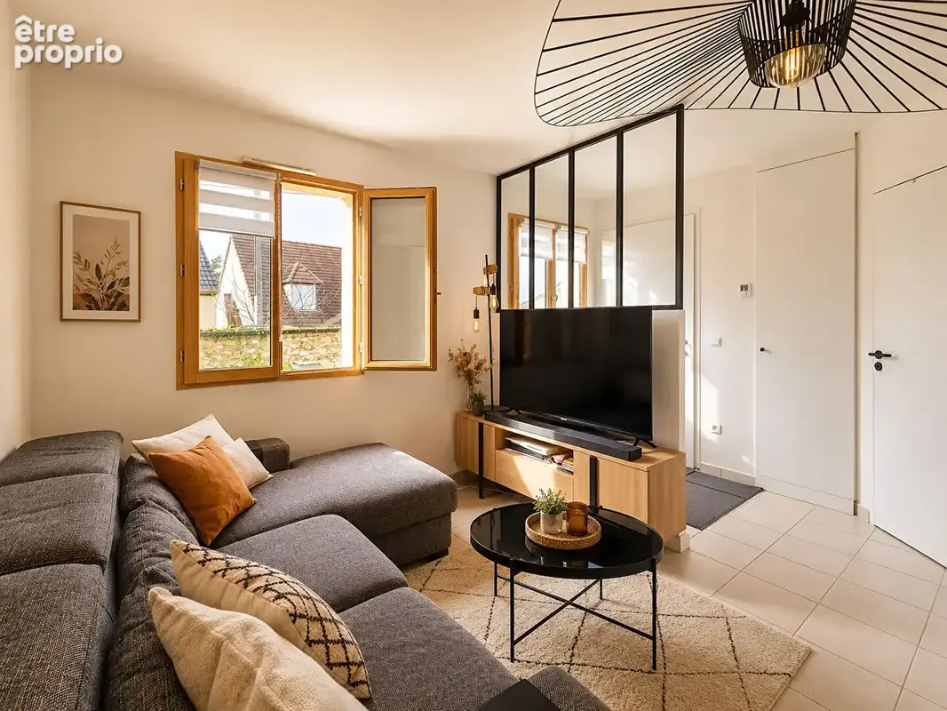 Aux portes de Moret-sur-Loing Maison avec 3 chambres, jardin, stationnements - photo 8
