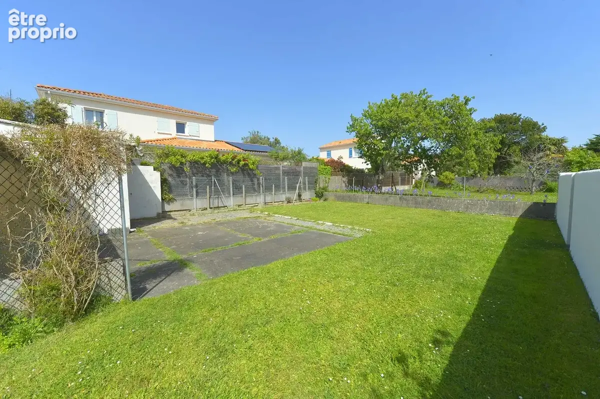 Maison 192 m² à Saint-Georges-De-Didonne  - photo 4
