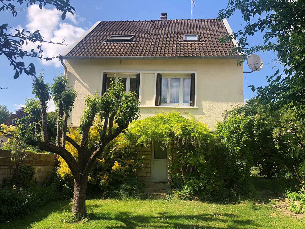 Maison à NEUILLY-EN-THELLE