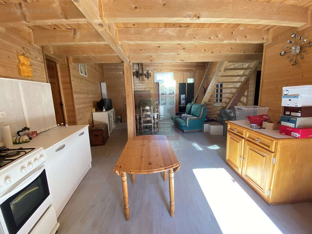 Maison à LESPERON