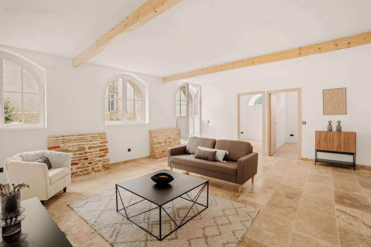 Appartement à SOLAIZE