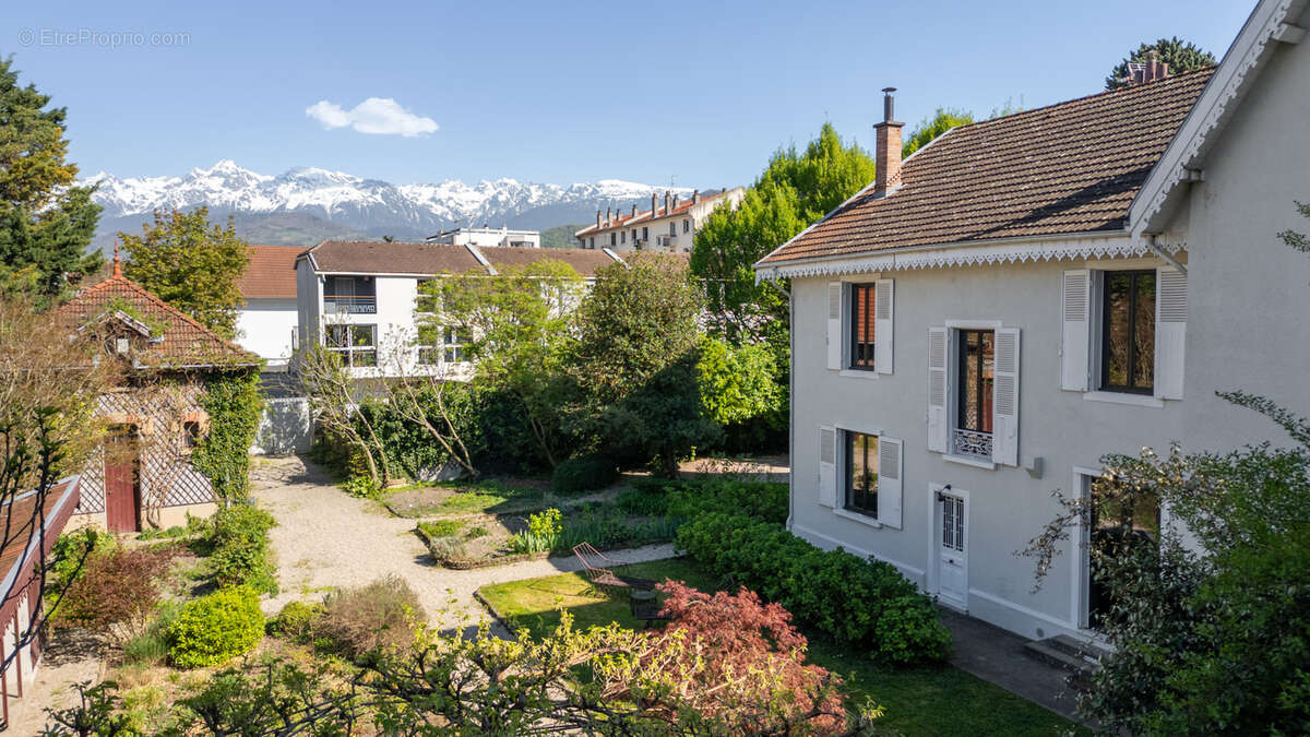 Maison à GRENOBLE