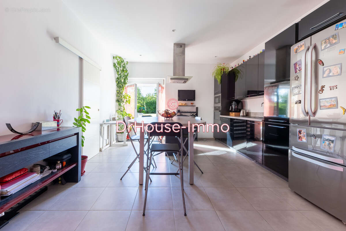 Maison à GARANCIERES