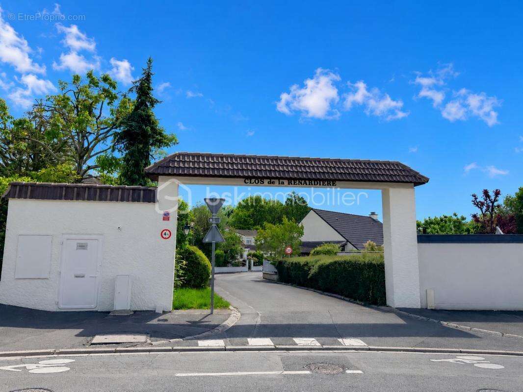 Maison à PONTAULT-COMBAULT