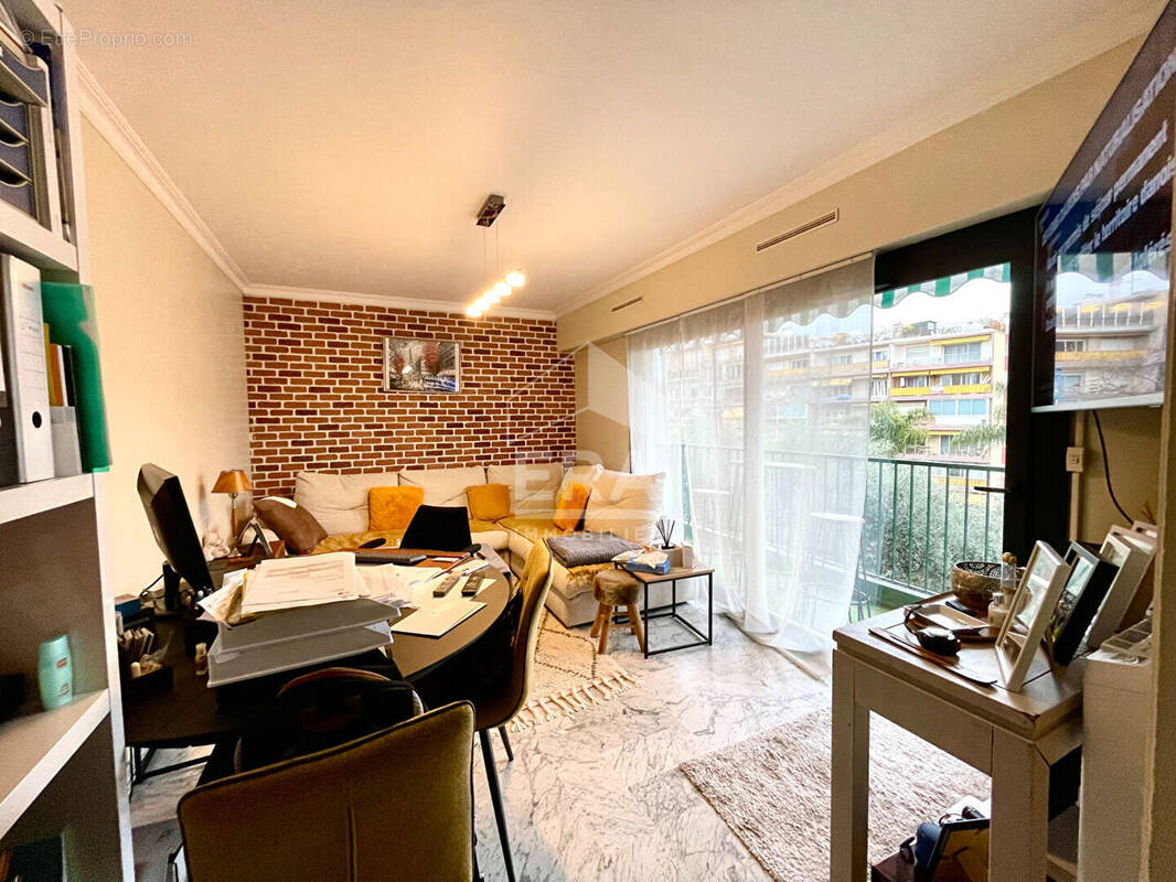 Appartement à LE CANNET