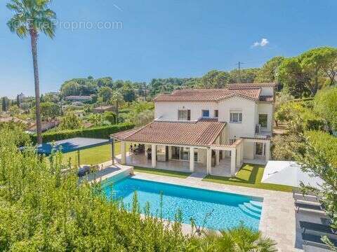 Maison à MOUGINS