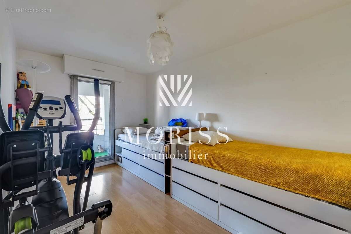 Appartement à PARIS-19E