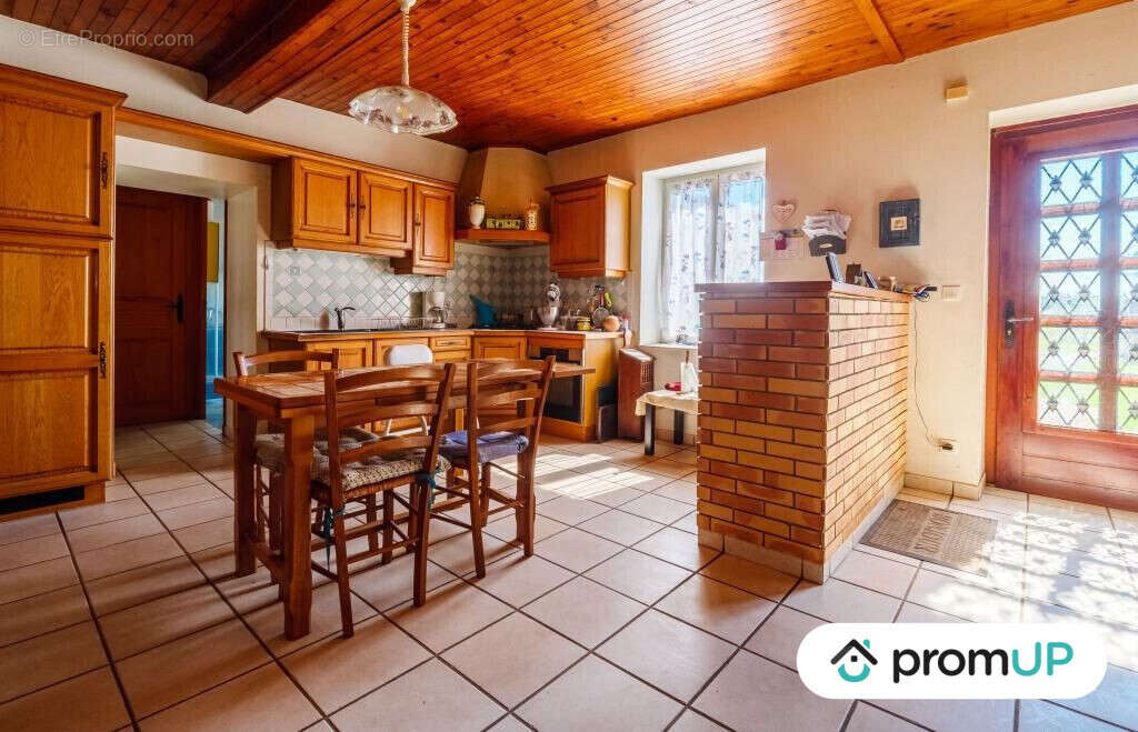 Maison à L&#039;HOPITAL-LE-GRAND