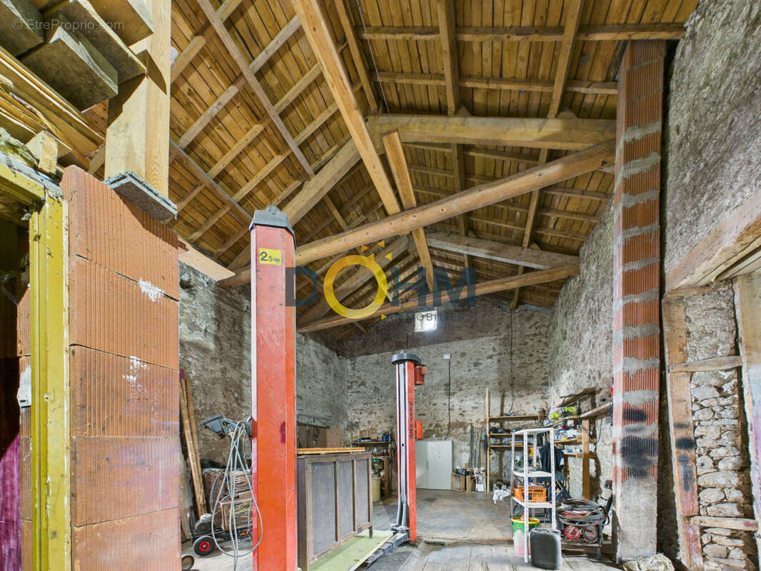 Maison à SAINT-PAL-DE-SENOUIRE