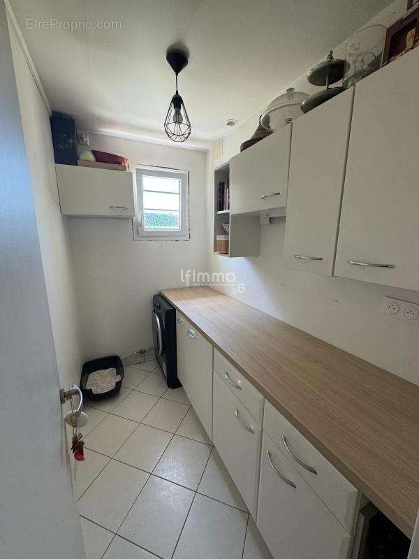 Maison à VAUX-LE-PENIL