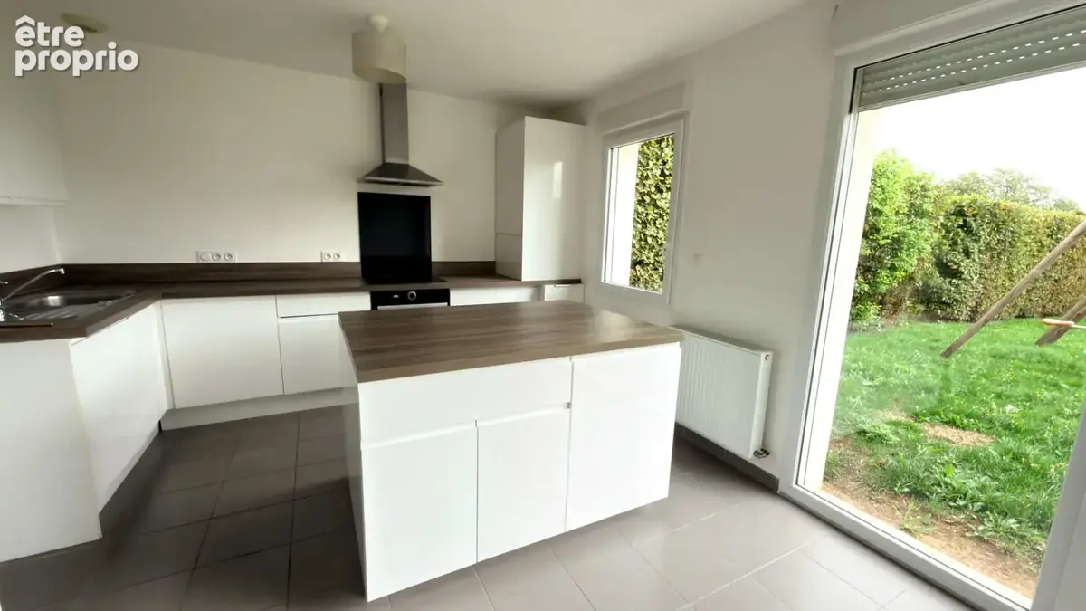 Maison 4 chambres avec garage et jardin  centre  de RONCHEROLLES SUR LE VIVIER - photo 3