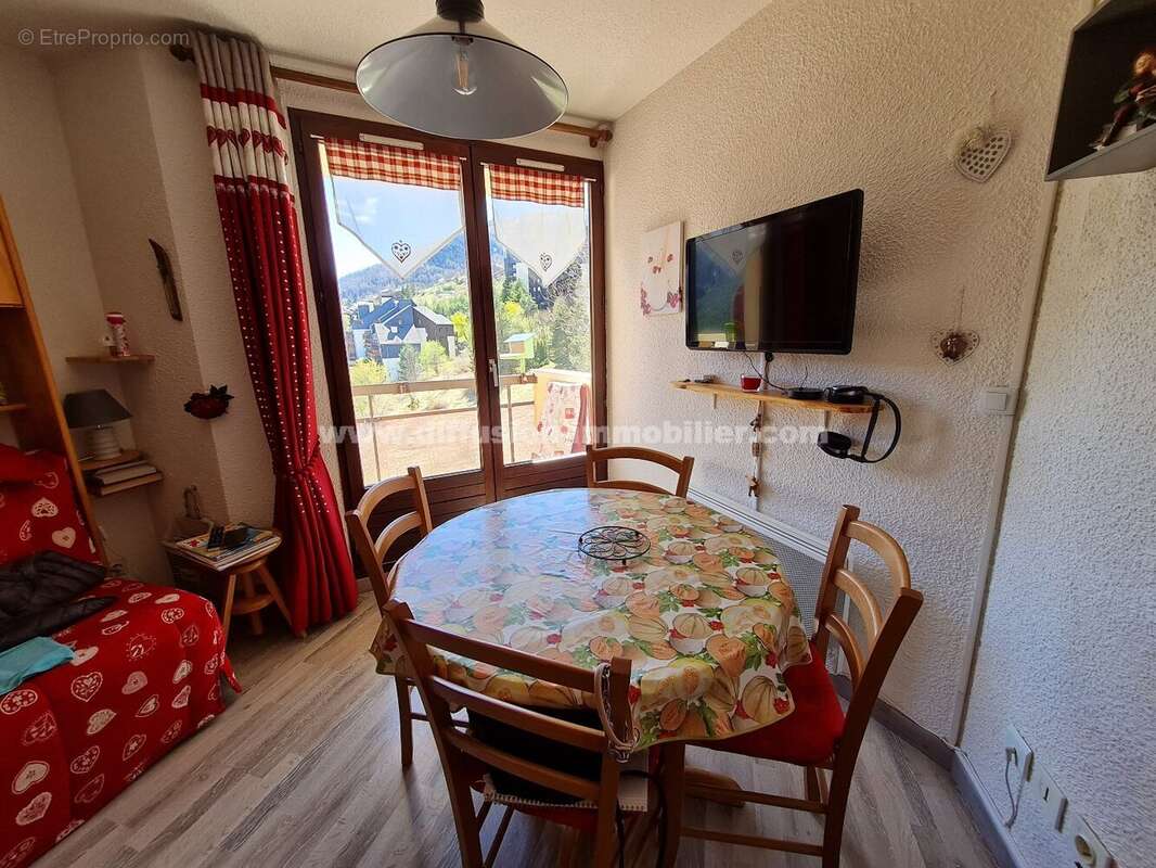 Appartement à SAINT-PONS