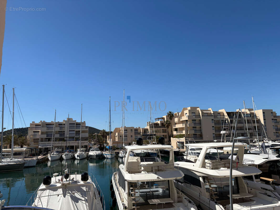 Appartement à BORMES-LES-MIMOSAS
