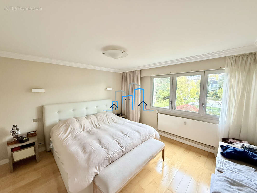 Appartement à LE RAINCY