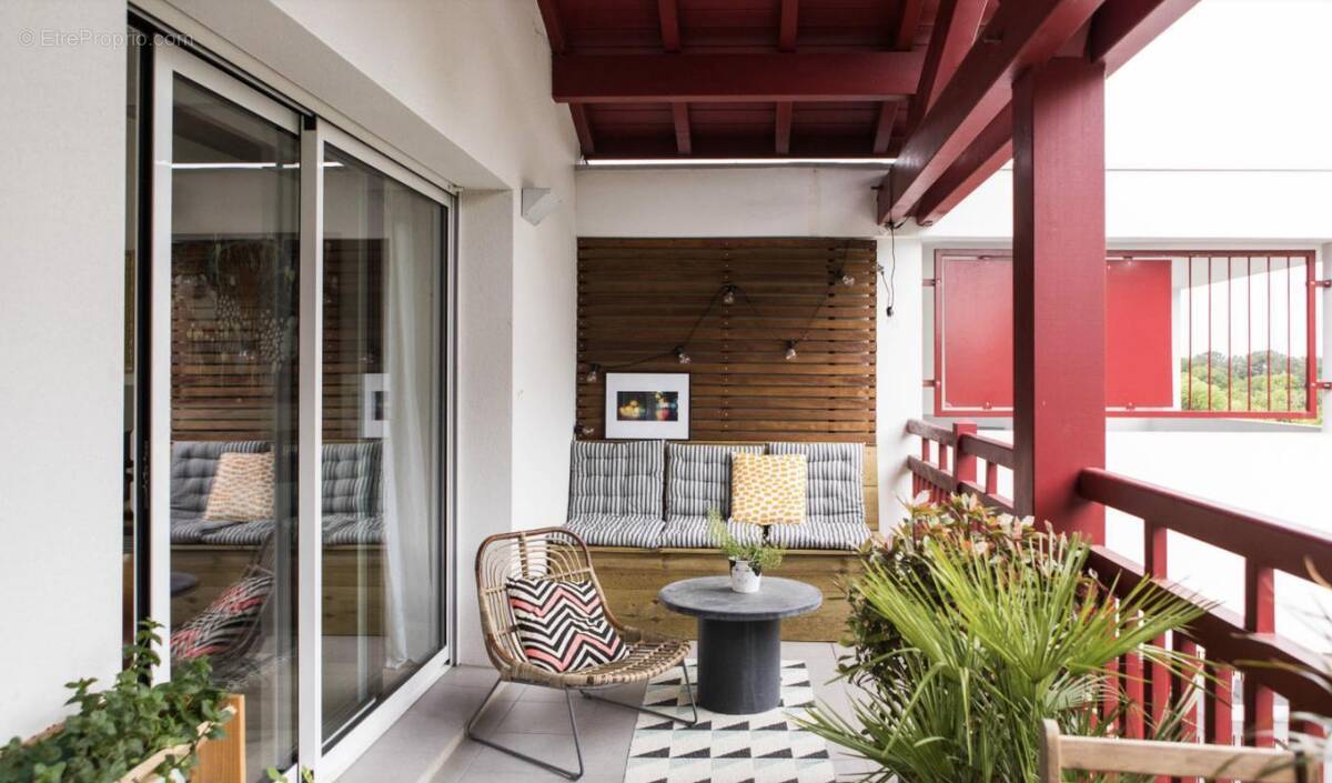 Appartement à ISSY-LES-MOULINEAUX