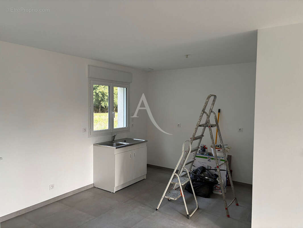 Maison à LE CELLIER