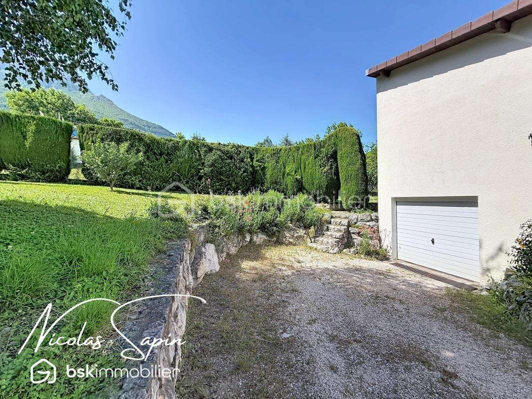 Maison à CLAIX