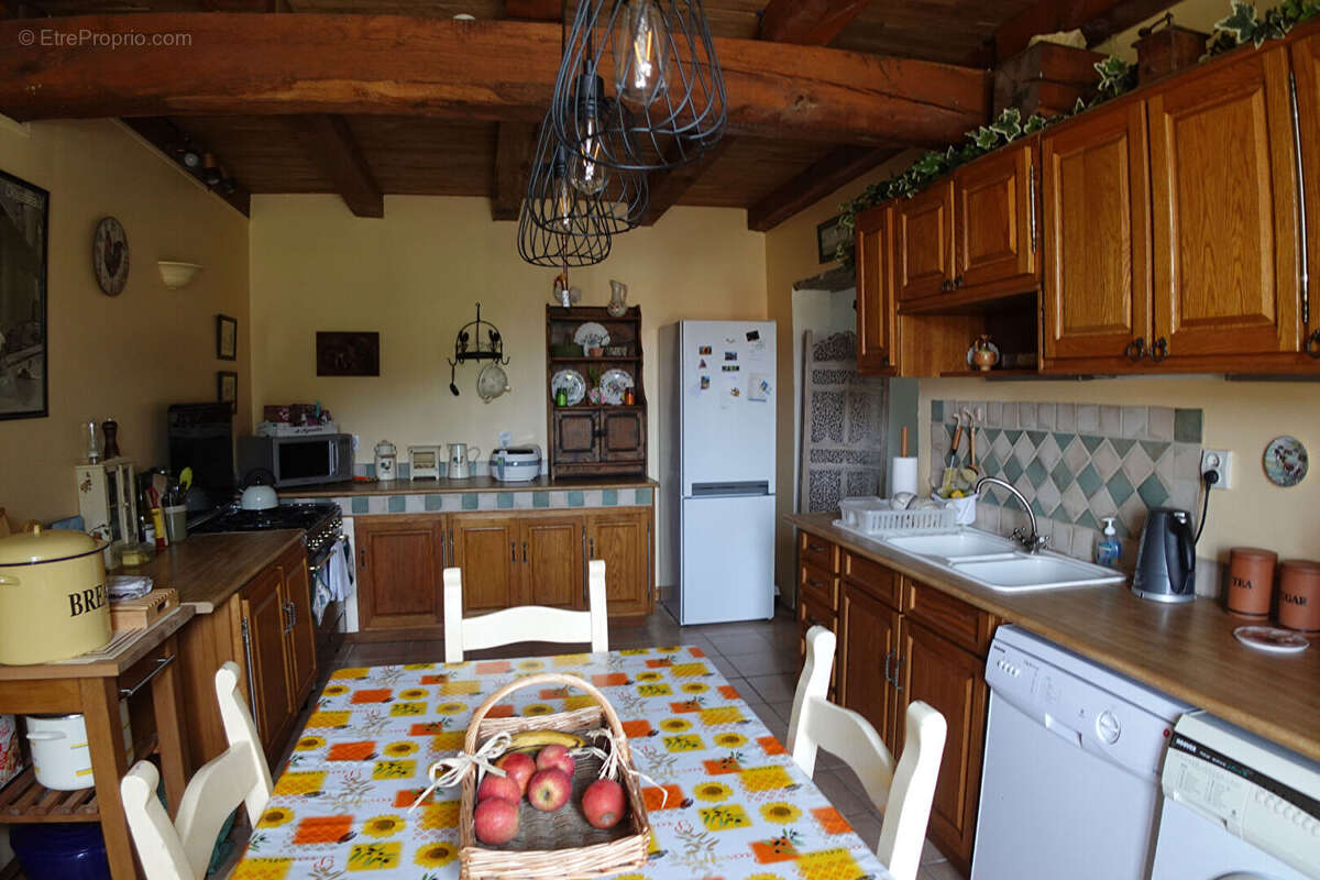 Maison à CHAMPNIERS