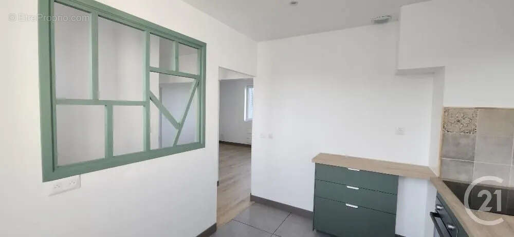 Maison à SAINT-PAUL-DES-LANDES