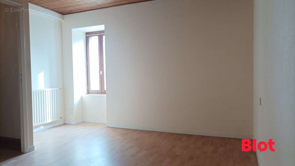 Maison à LA BOUEXIERE