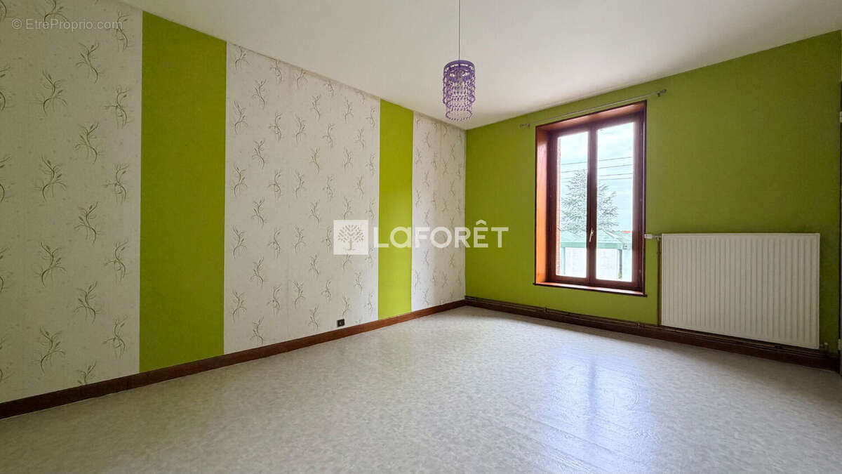 Varennes-en-argonne - 8 pièces - 176 m² - photo 16