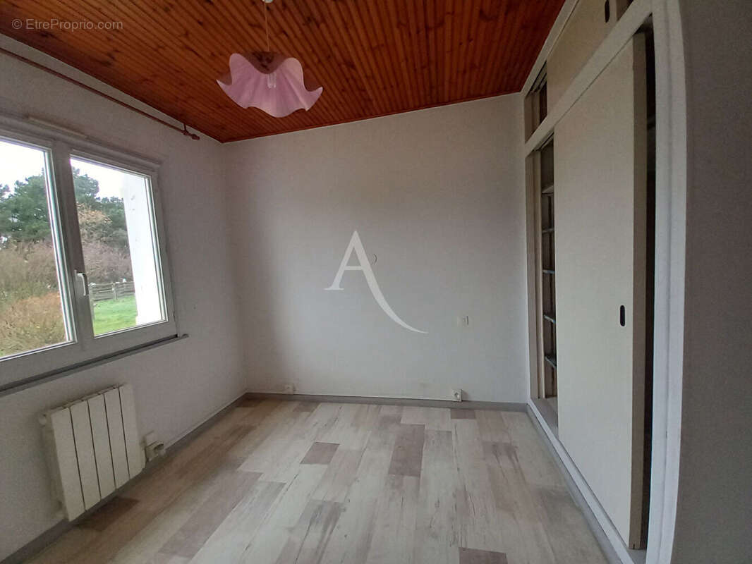 Maison à LA CHAIZE-GIRAUD