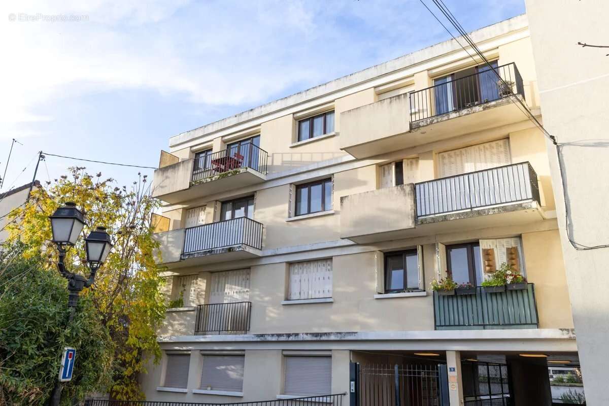 Appartement à MAISONS-ALFORT