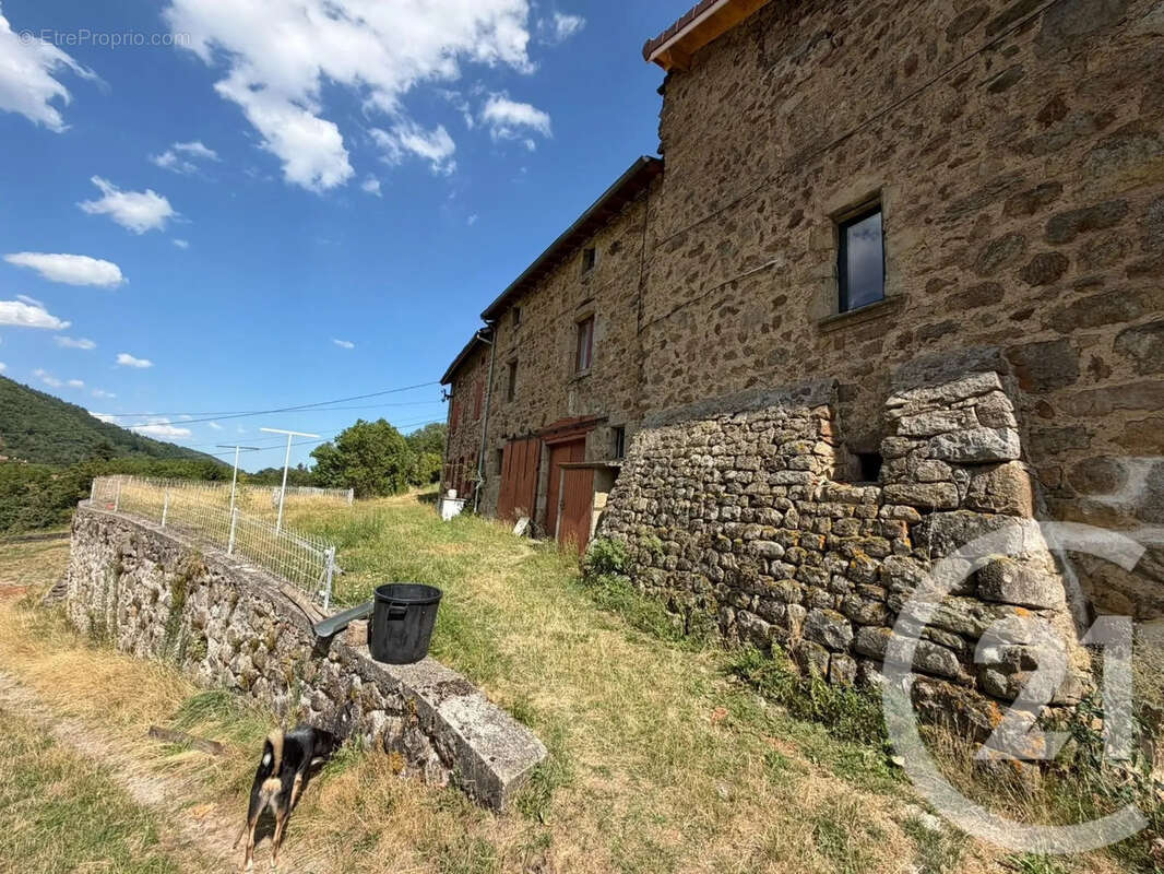 Maison 150 m² à Vocance  - photo 17