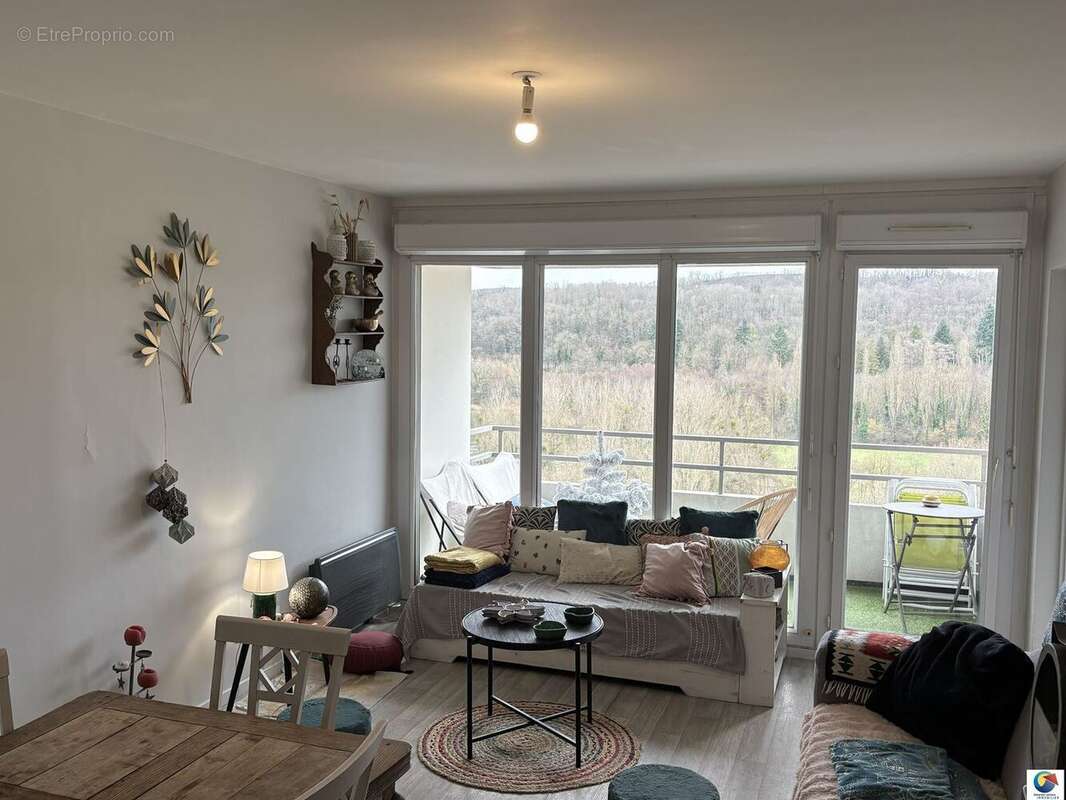 Appartement à VILLEFONTAINE