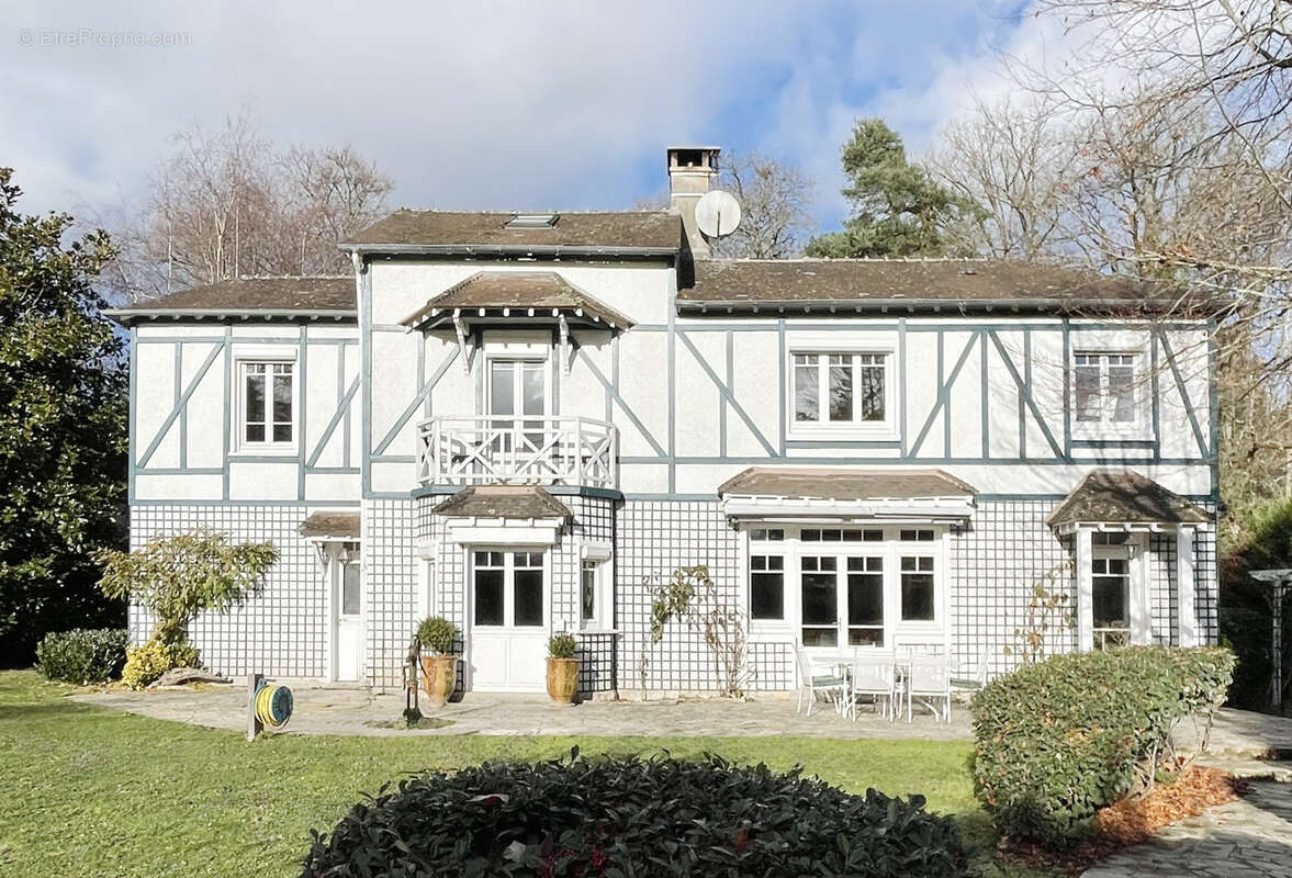 Maison à BOURRON-MARLOTTE