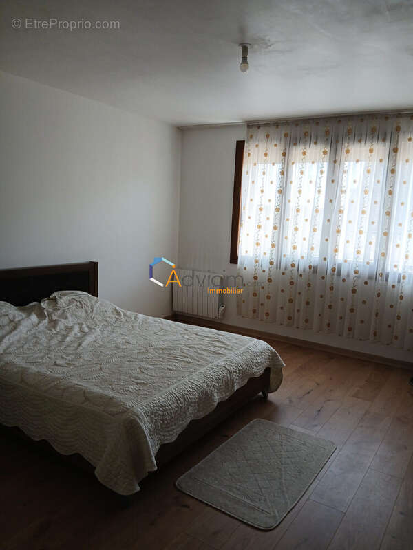 Maison à COULOMMIERS