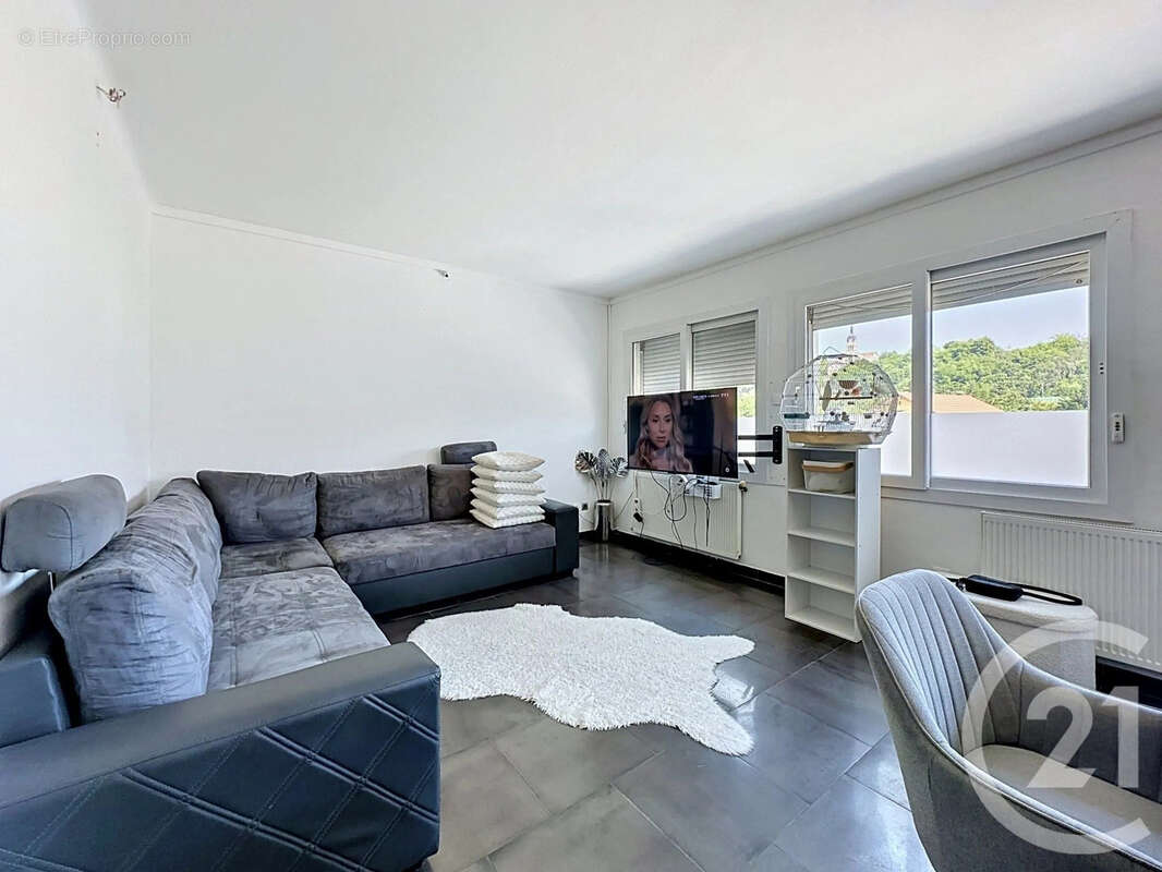 Appartement à FEYZIN