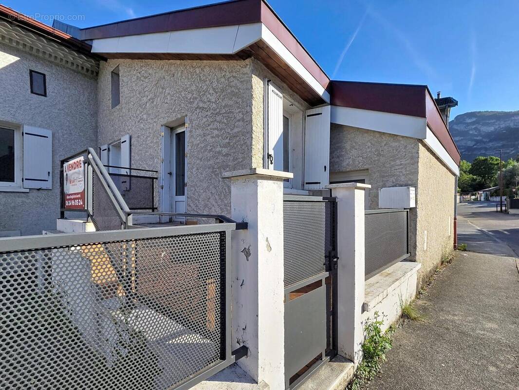 Photo 1 - Appartement à VARCES-ALLIERES-ET-RISSET