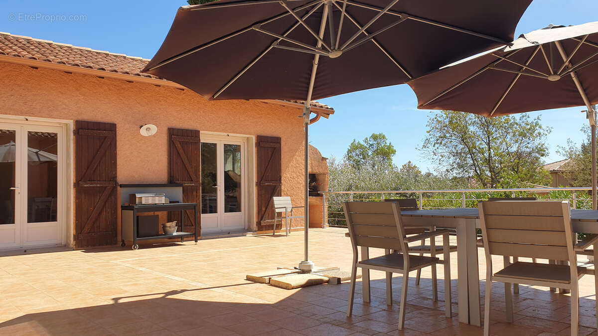 Maison à CEBAZAN