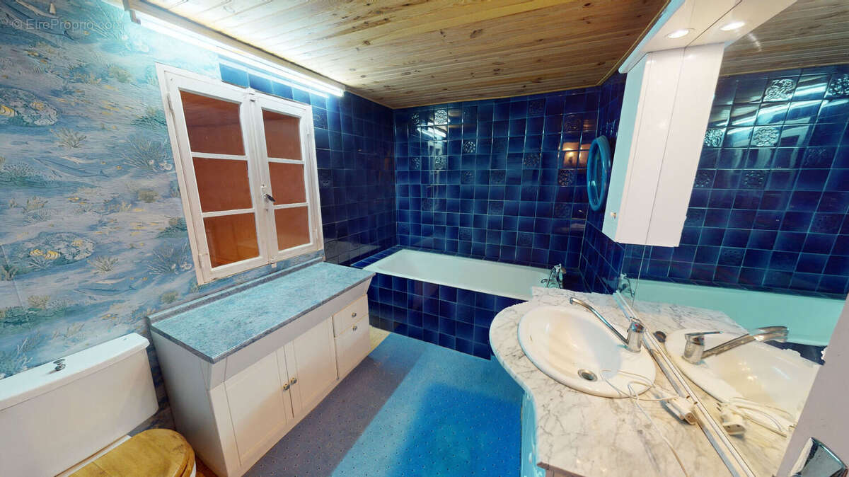 Maison à BOYEUX-SAINT-JEROME