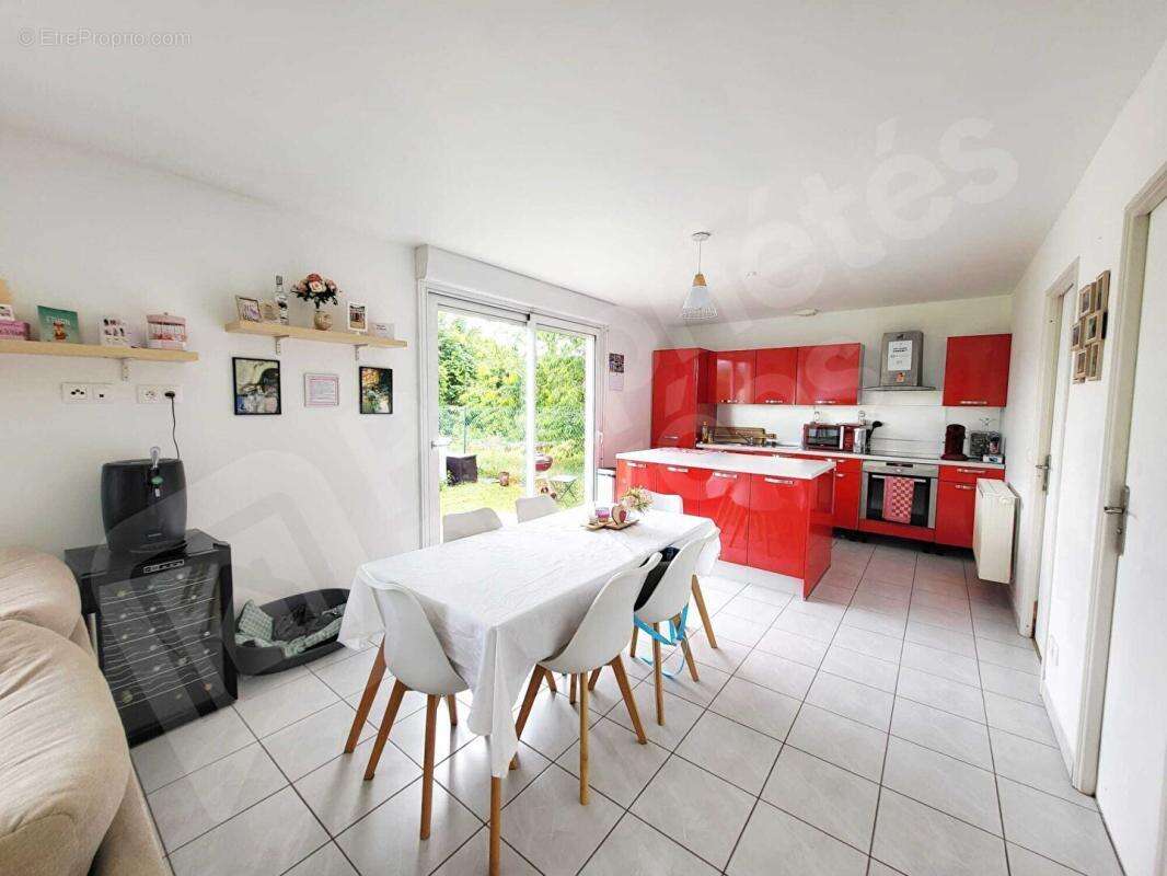 Maison à SERMAISES