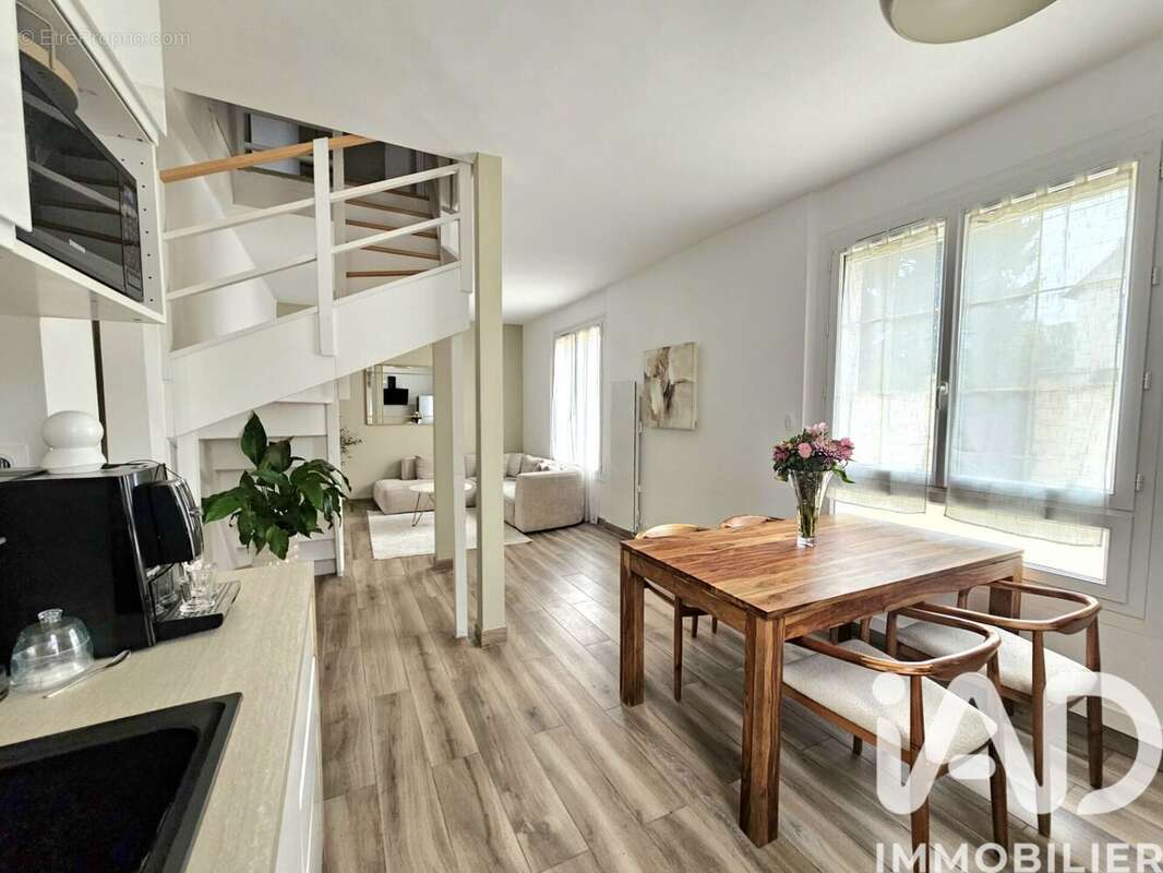 Photo 3 - Maison à SAINTE-GENEVIEVE-DES-BOIS