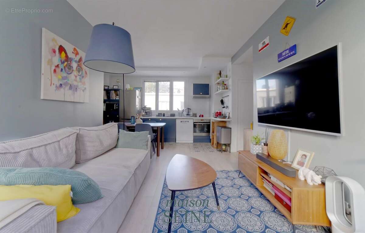 Appartement à NEUILLY-SUR-SEINE