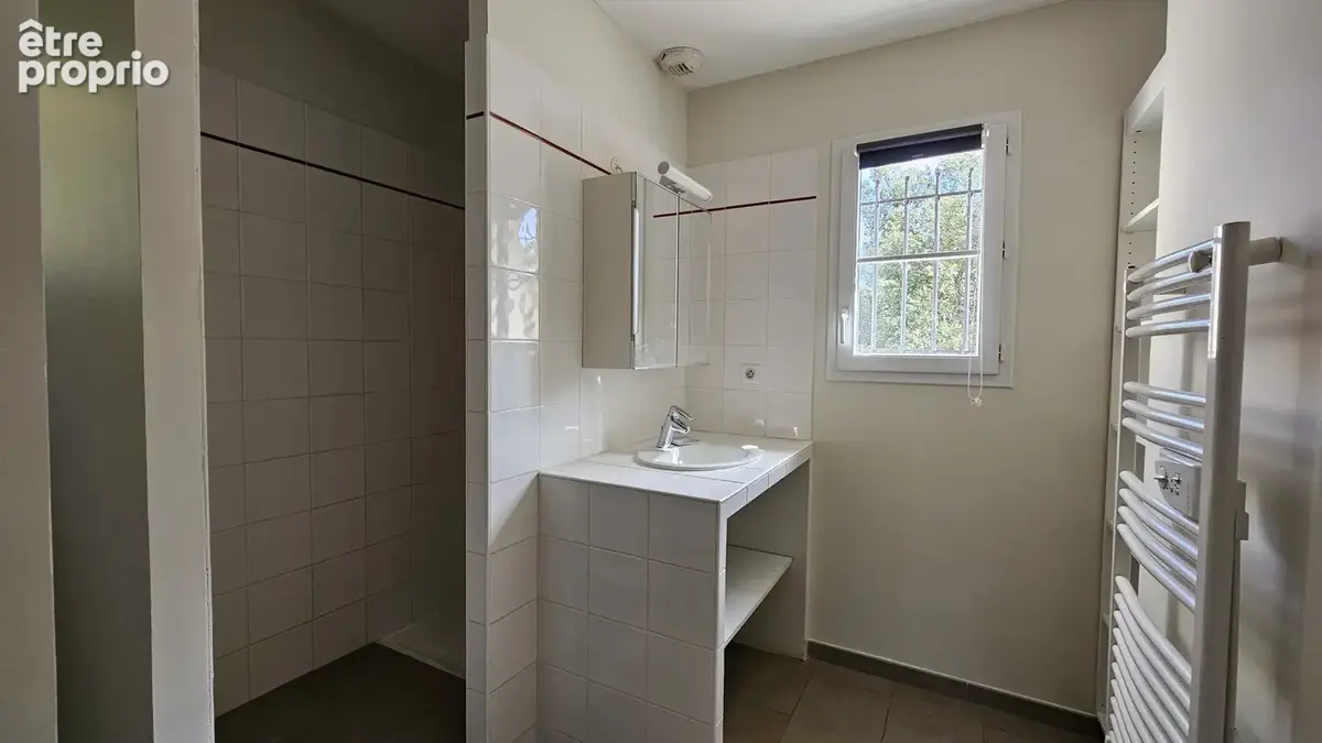 Maison Garrigues de Venasque 107 m2 avec jardin - photo 10