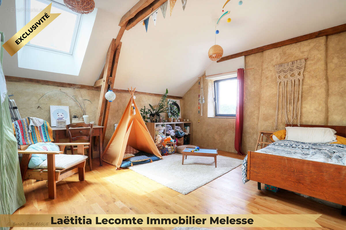 Maison à MELESSE