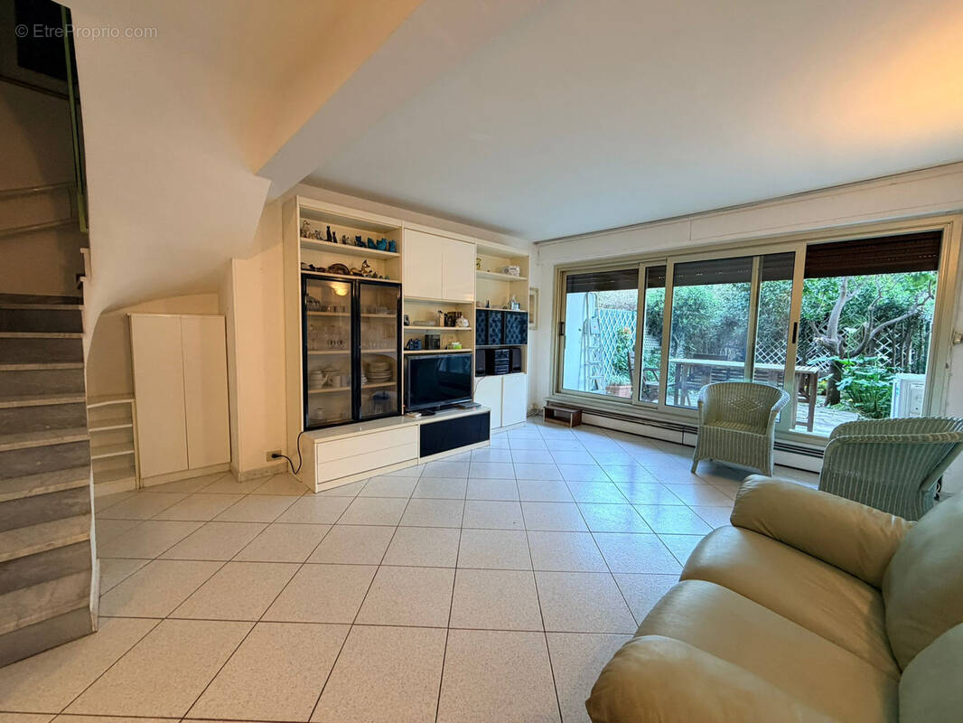 Appartement à MENTON