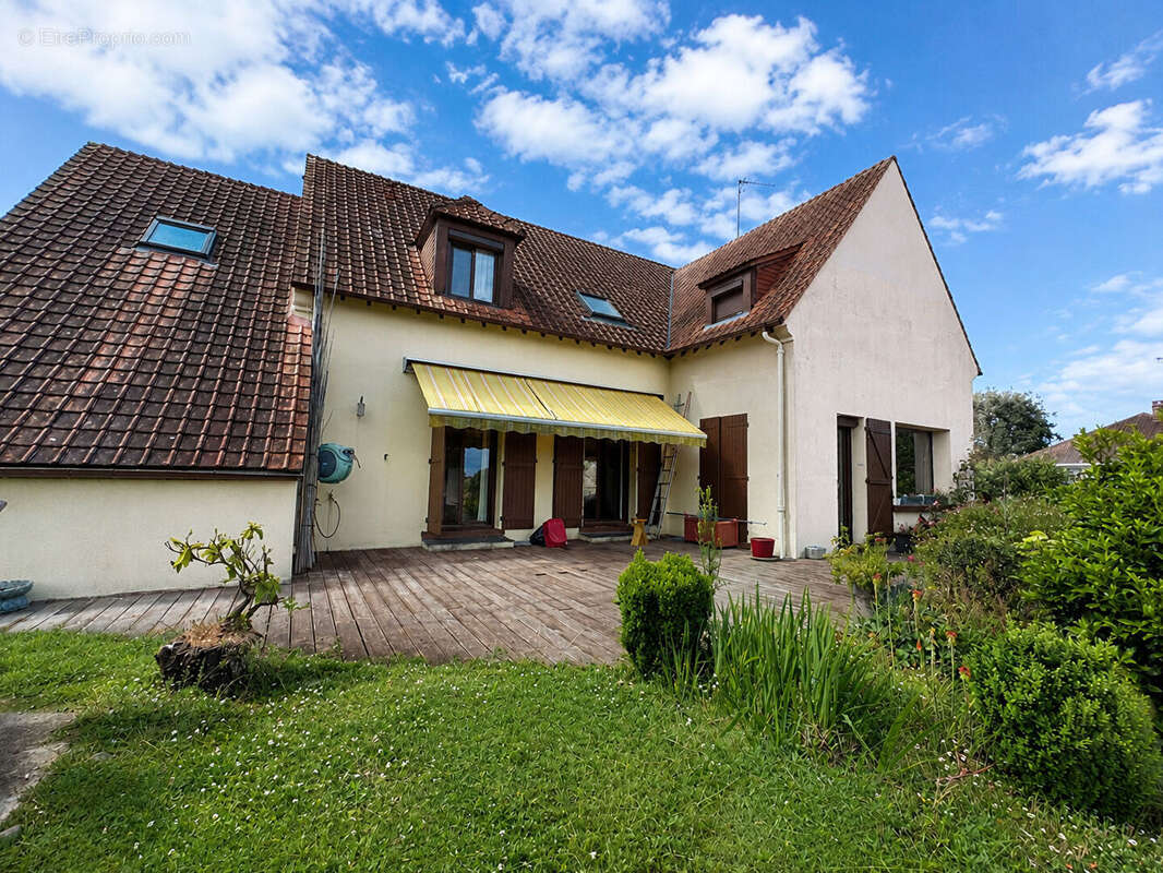 Boissettes _Maison 8 pièces 183 m² + Terrain constructible à diviser - photo 14