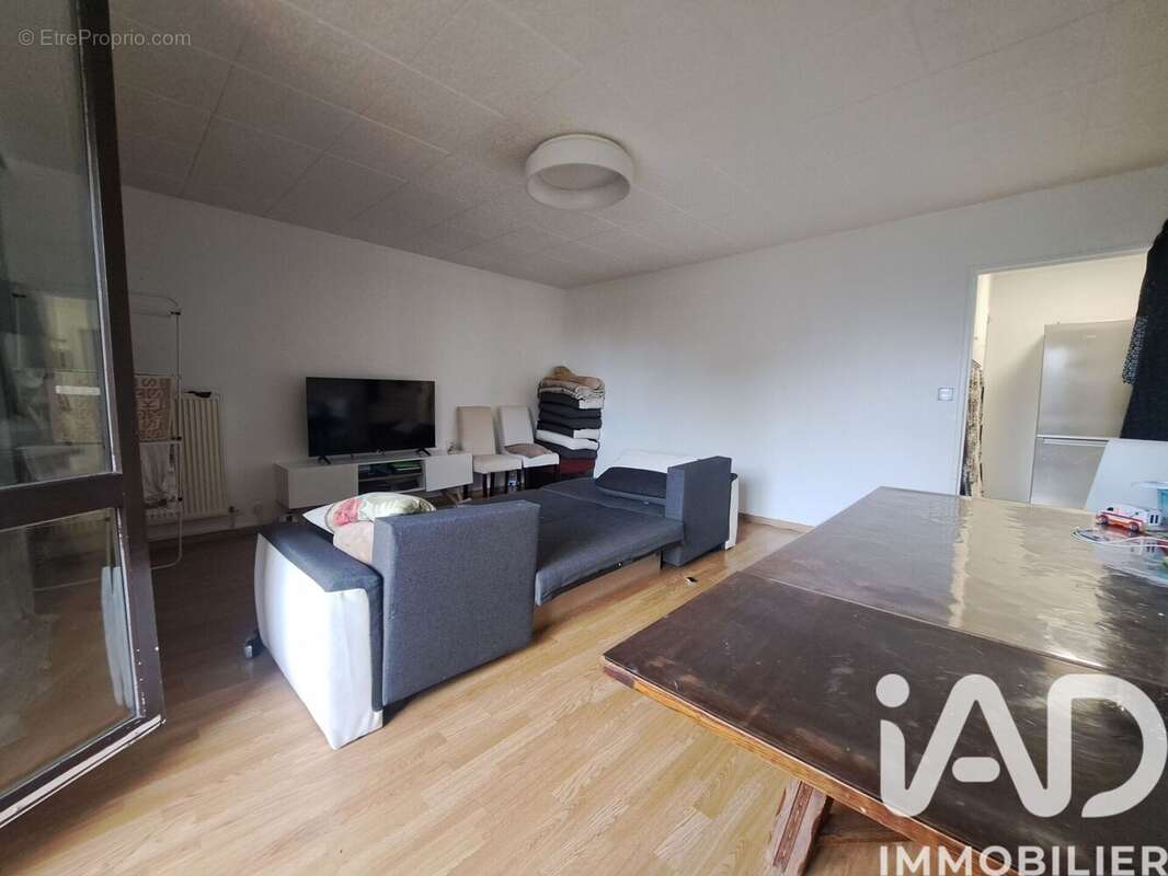Photo 3 - Appartement à ELANCOURT