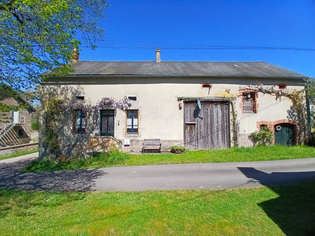 Maison à MHERE